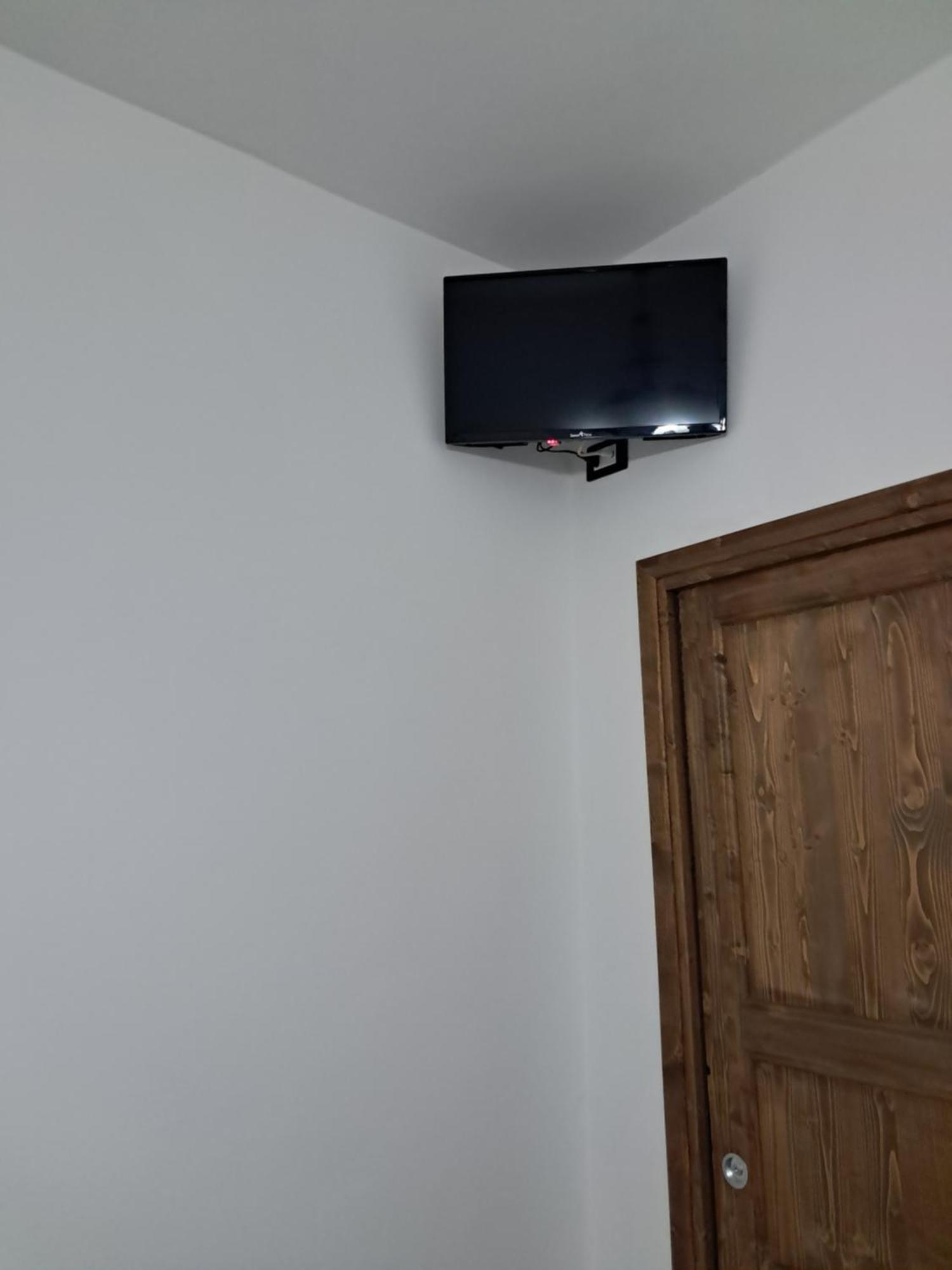 Ligustro Home Laino Borgo Bagian luar foto